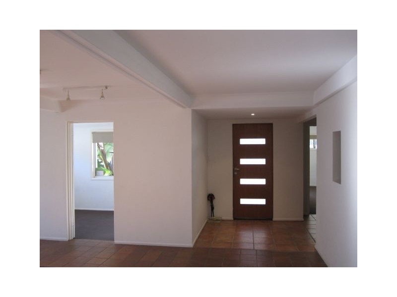 33 Brindisi Avenue, Surfers Paradise QLD 4217