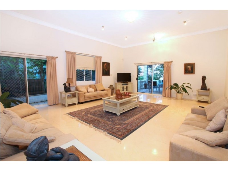 7 Mercure Place, Highland Park QLD 4211