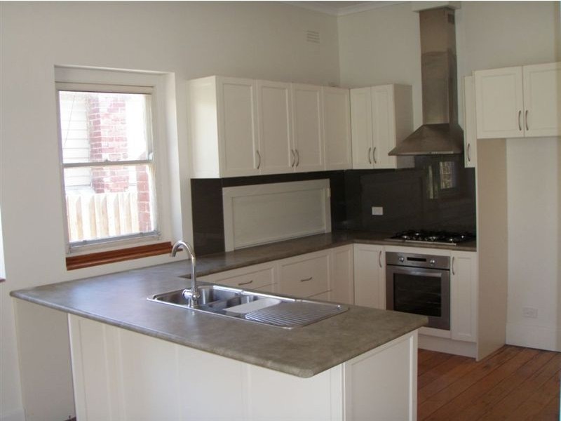 22 Thames Street, Northcote VIC 3070