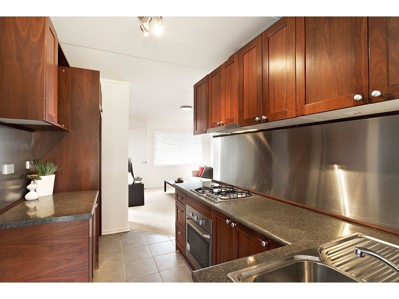 2/36 Cooper Street, Epping VIC 3076