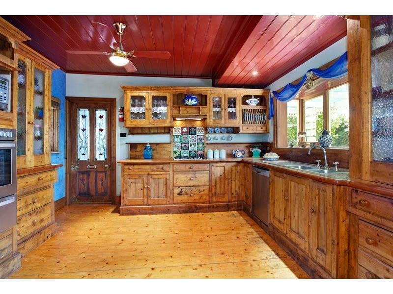 845 High Street, Regent West VIC 3072