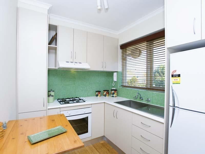 8/30 Urquhart Street, Northcote VIC 3070