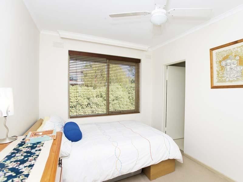 8/30 Urquhart Street, Northcote VIC 3070