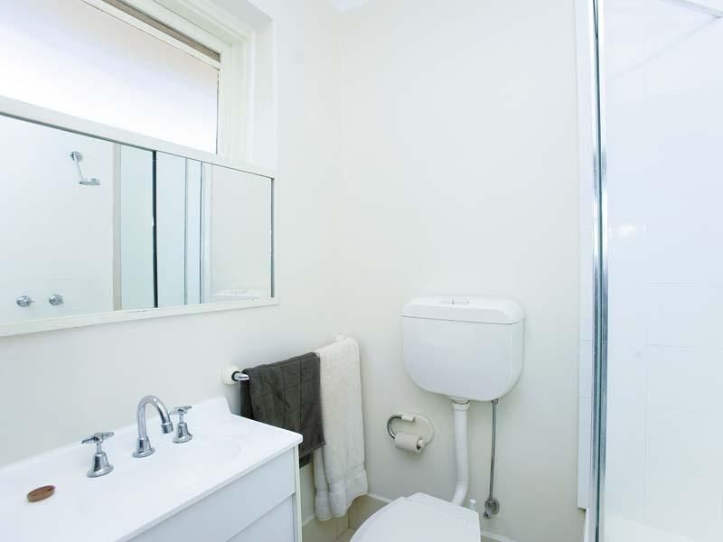 8/30 Urquhart Street, Northcote VIC 3070