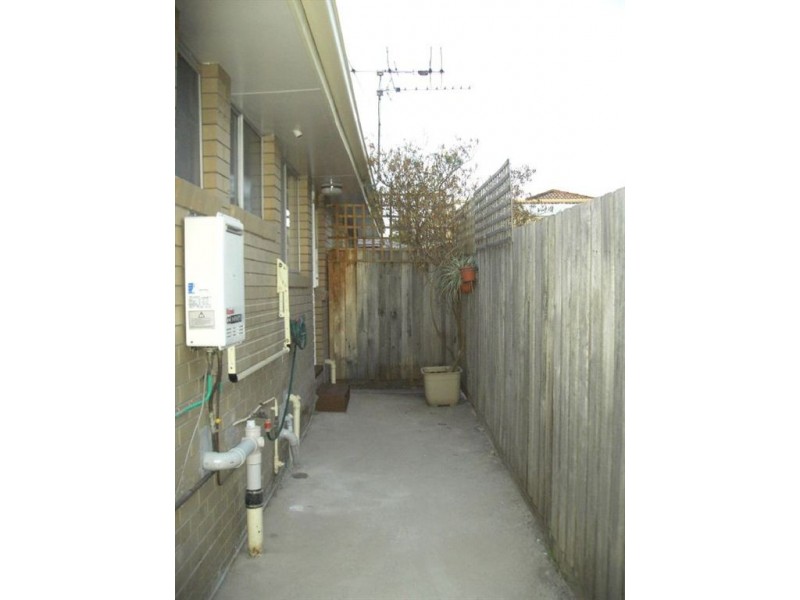 8/45 Collins Street, Thornbury VIC 3071