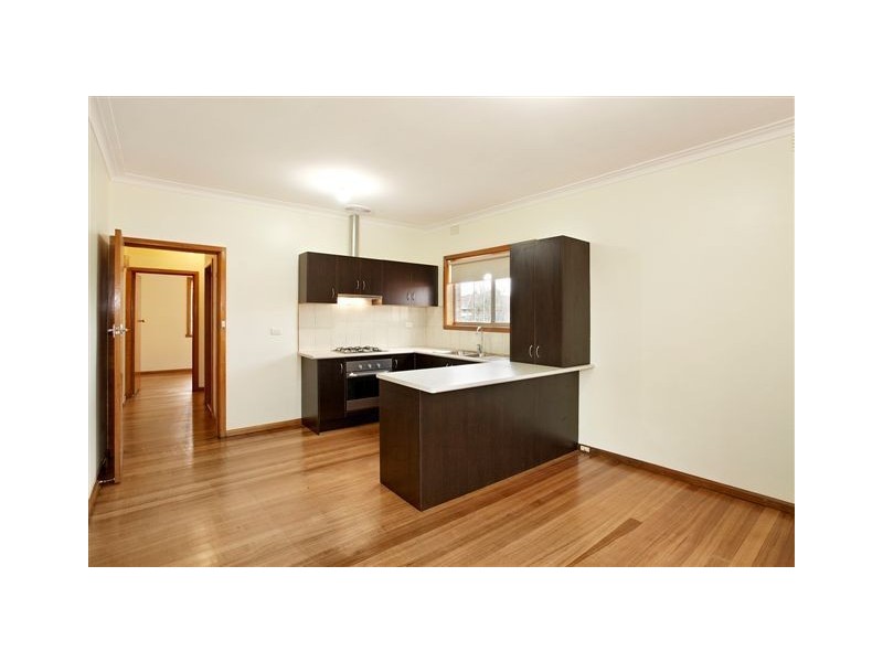 19 Heather Avenue, Thomastown VIC 3074