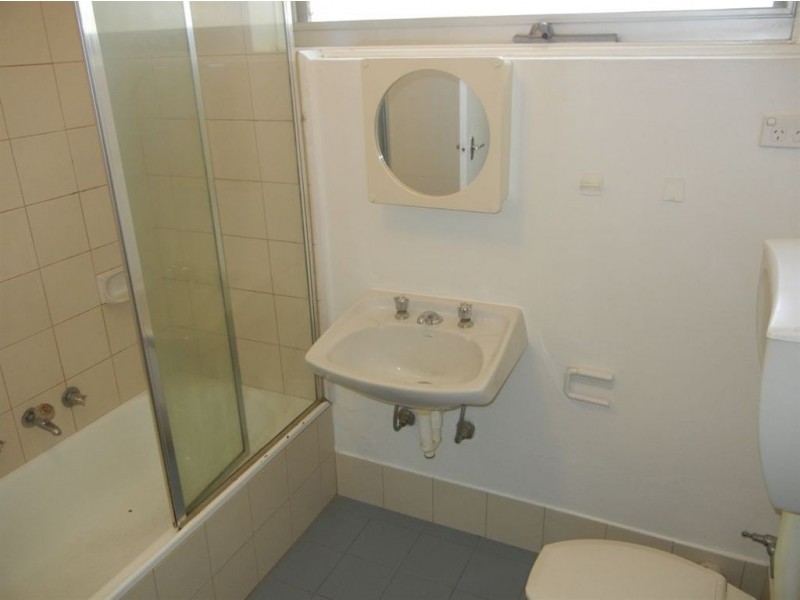 2/144 Perry Street, Fairfield VIC 3078