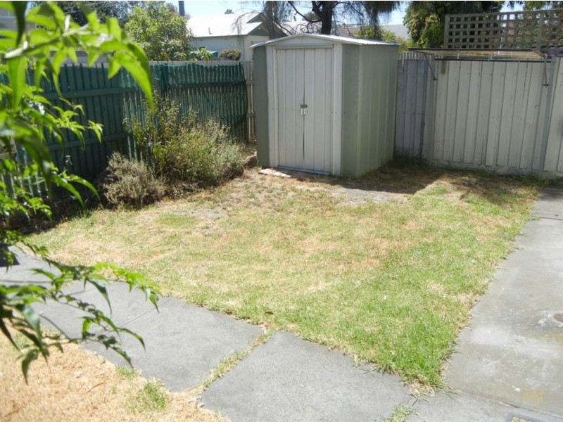 2/144 Perry Street, Fairfield VIC 3078