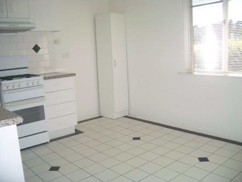 3/2a Foden Street, Brunswick VIC 3056