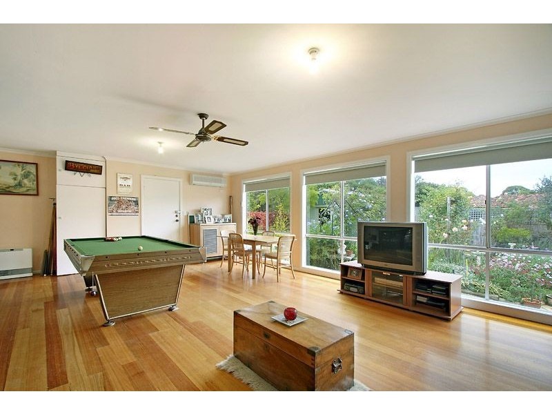 9 Jenkin Street, Reservoir VIC 3073