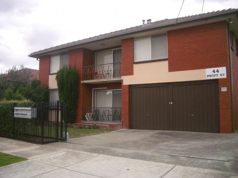 2/44 Swift Street, Thornbury VIC 3071