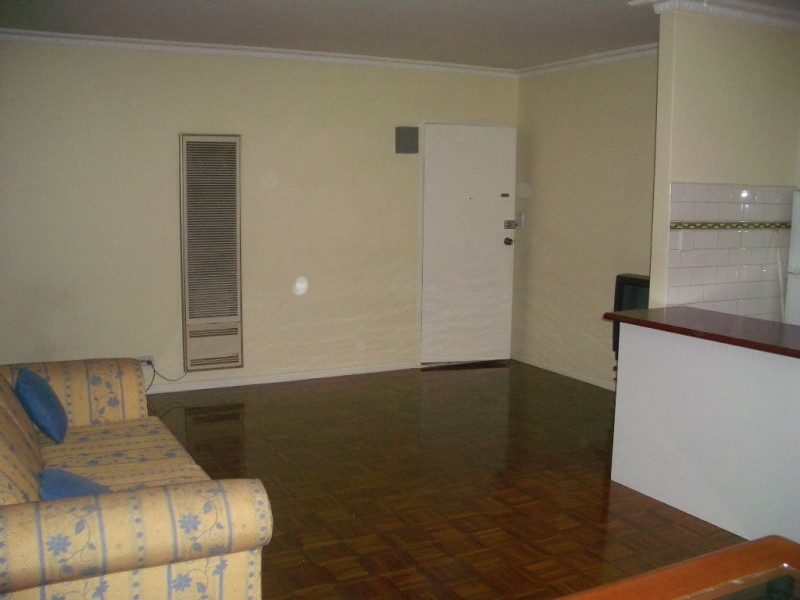 2/44 Swift Street, Thornbury VIC 3071