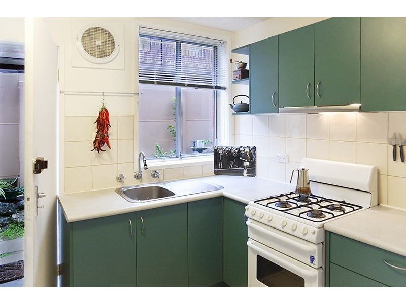 4/25 Martin Street, Thornbury VIC 3071