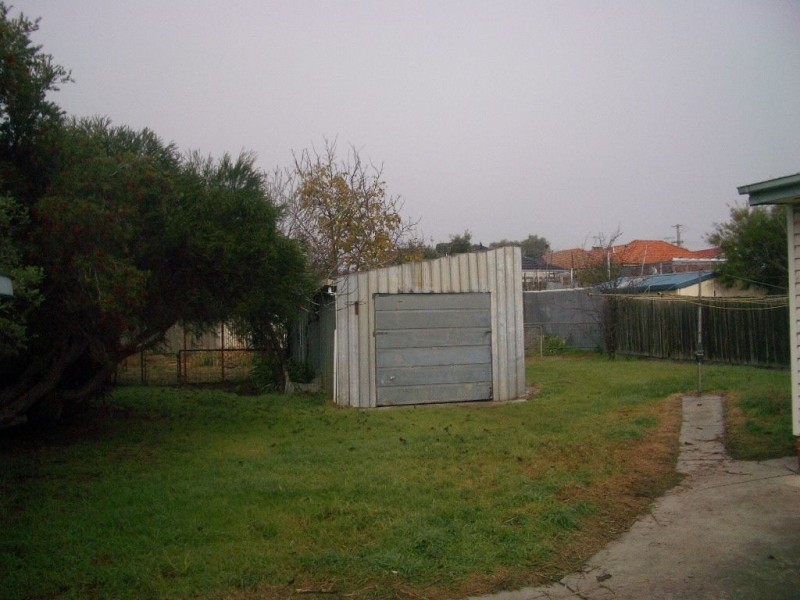 33 Bailey Avenue, Preston VIC 3072