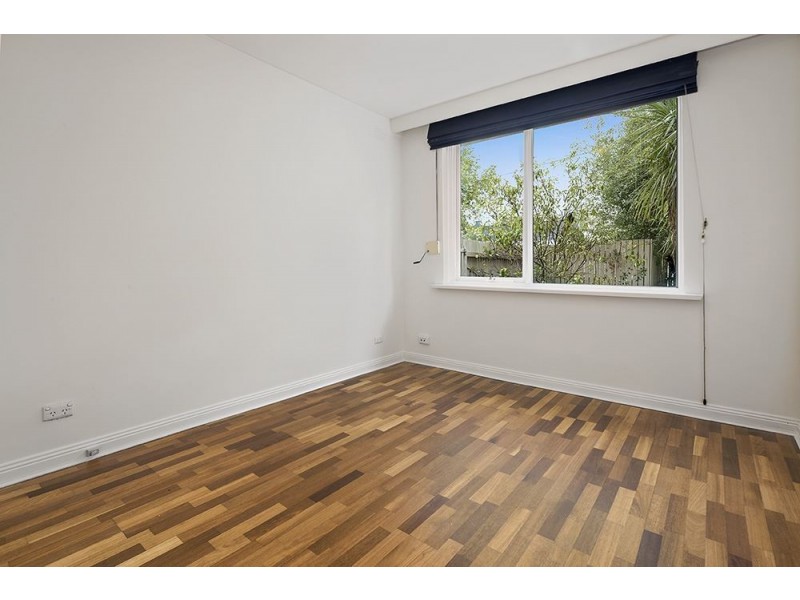 1/205 Station Street, Fairfield VIC 3078