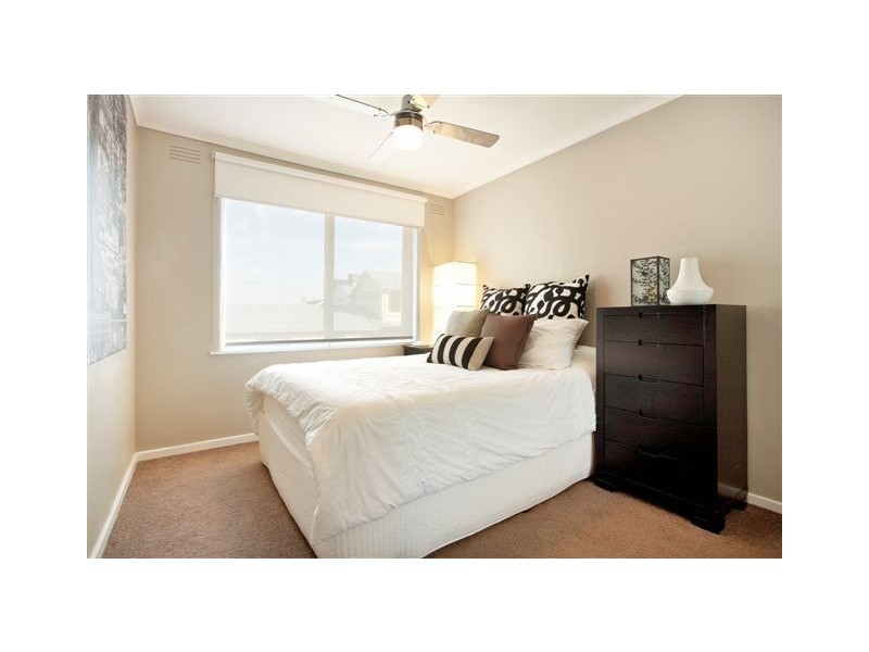 9/35 Grange Road, Fairfield VIC 3078