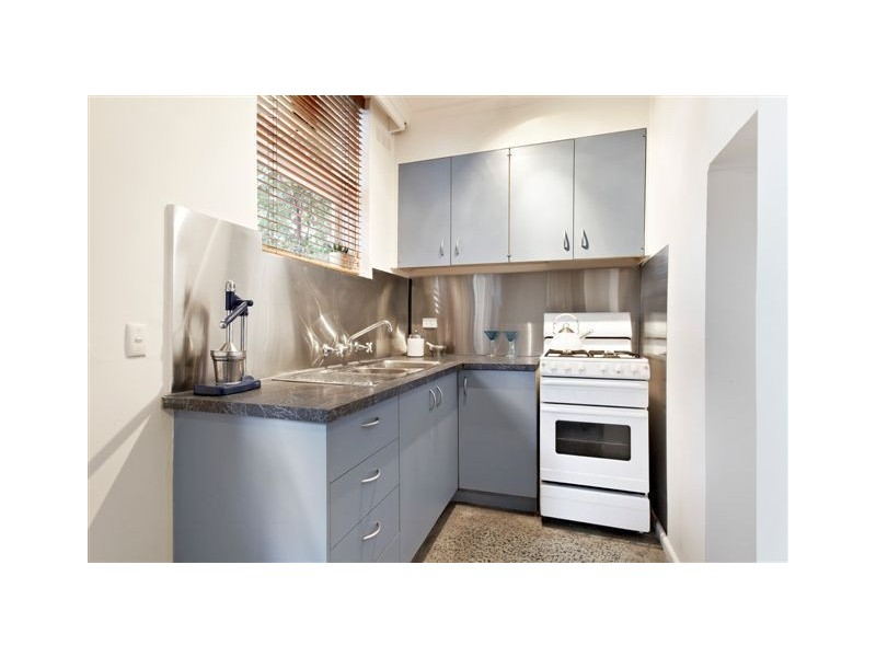 1/86 Ruskin Street, Elwood VIC 3184