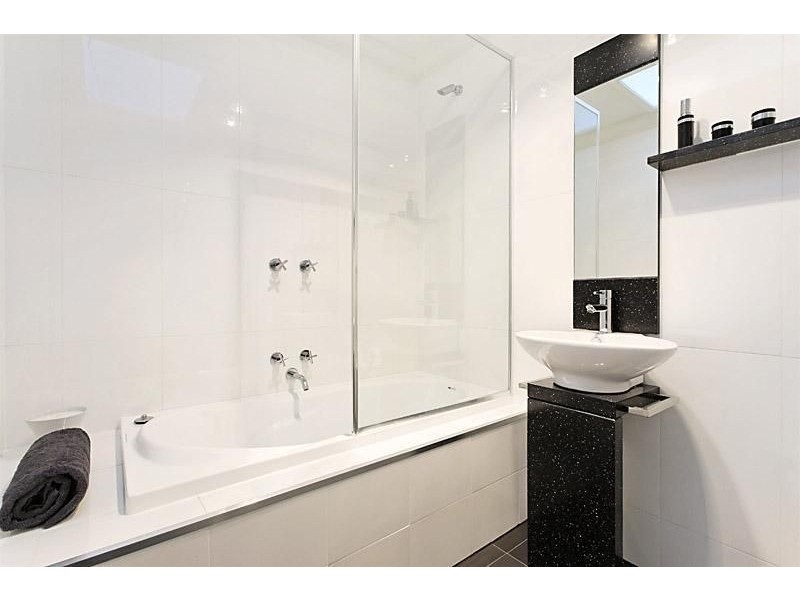 7/536 Albion Street, Brunswick West VIC 3055