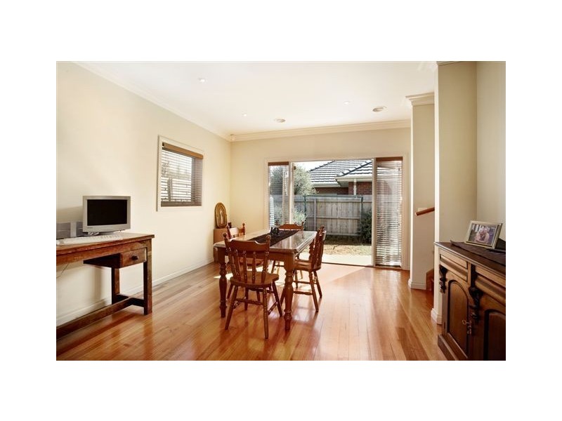 2/59 Martin Street, Thornbury VIC 3071