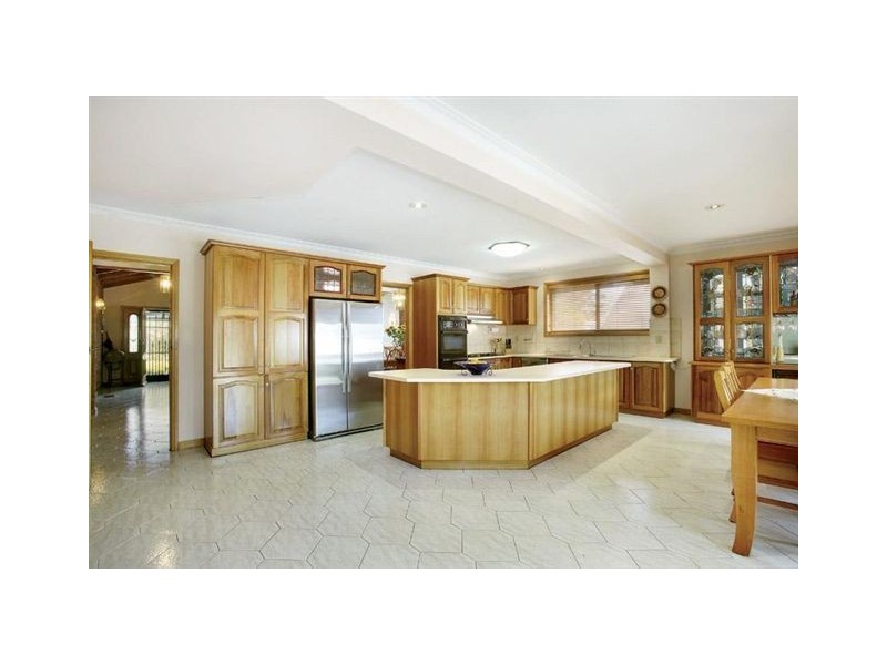 140 Cramer Street, Preston West VIC 3072