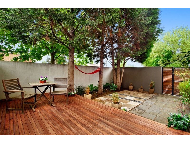 1/12 Grange Road, Fairfield VIC 3078