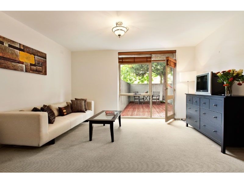 1/12 Grange Road, Fairfield VIC 3078
