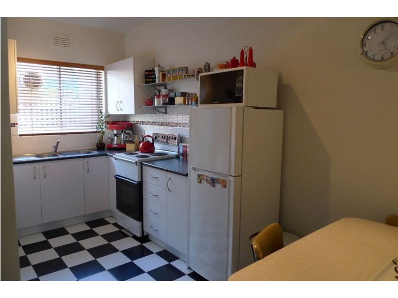 1/128 Gillies Street, Fairfield VIC 3078