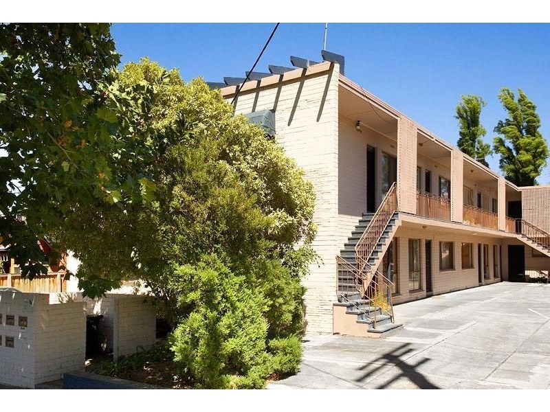1/128 Gillies Street, Fairfield VIC 3078