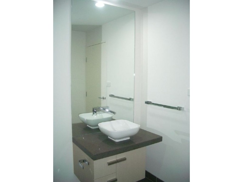 805/35 Separation Street, Northcote VIC 3070