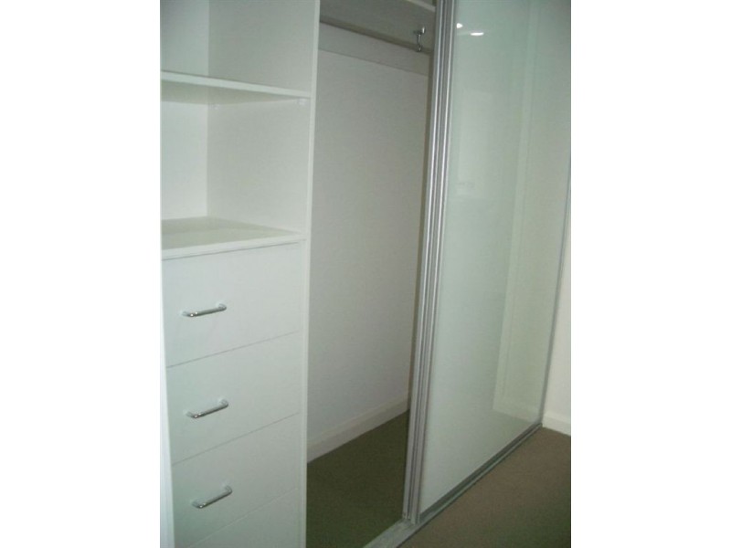 805/35 Separation Street, Northcote VIC 3070