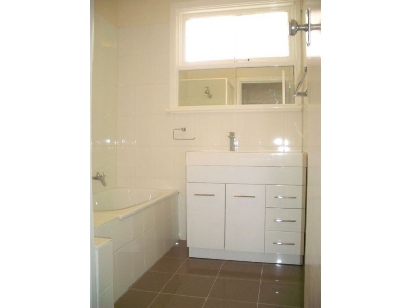 330A Rossmoyne Street, Thornbury VIC 3071