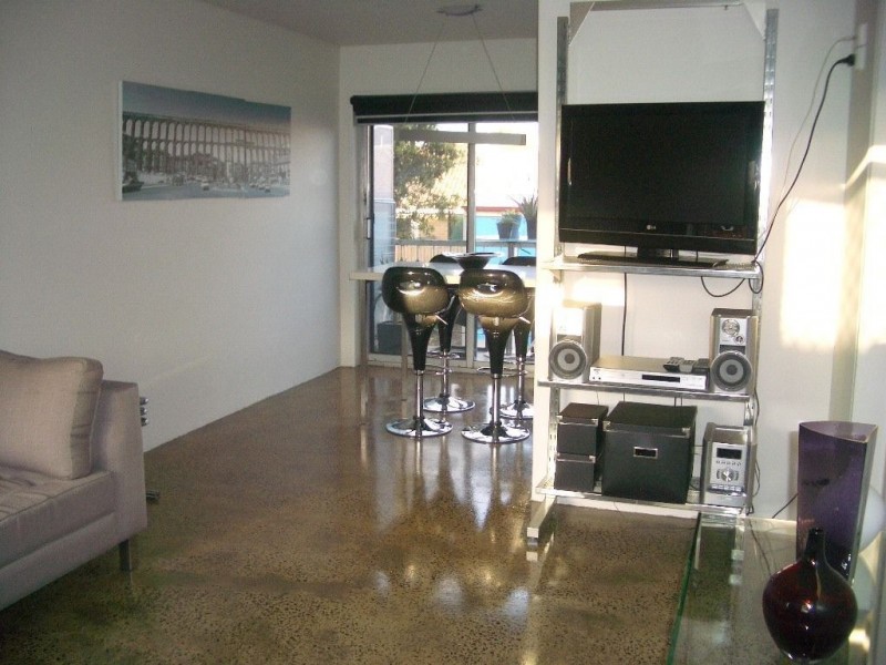 9/31 Martin Street, Thornbury VIC 3071