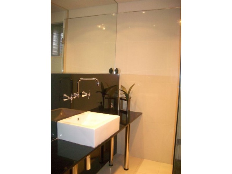 9/31 Martin Street, Thornbury VIC 3071