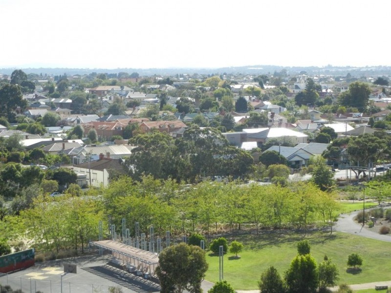 8.10/8 Breavington Way, Northcote VIC 3070