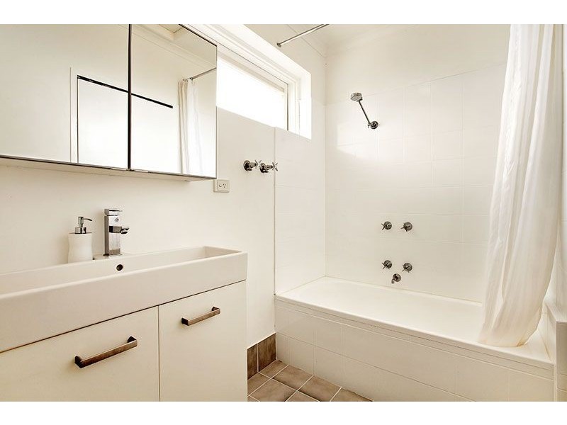 8/130 Gillies Street, Fairfield VIC 3078