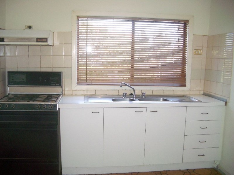 Rear/128 Mansfield Street, Thornbury VIC 3071