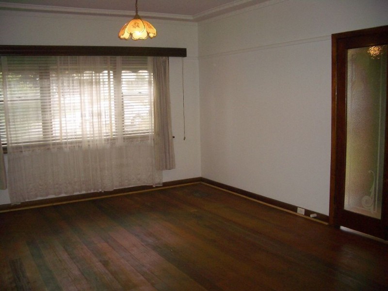 21 Regent Street, Preston VIC 3072