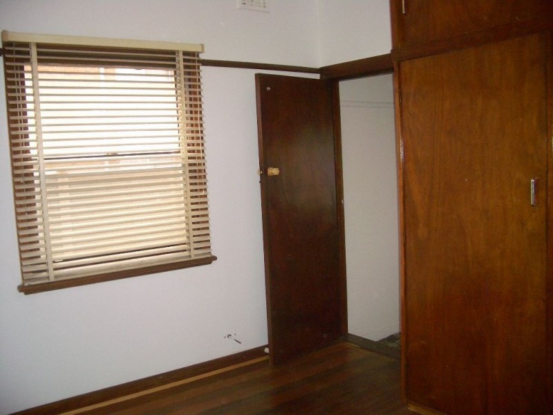 21 Regent Street, Preston VIC 3072