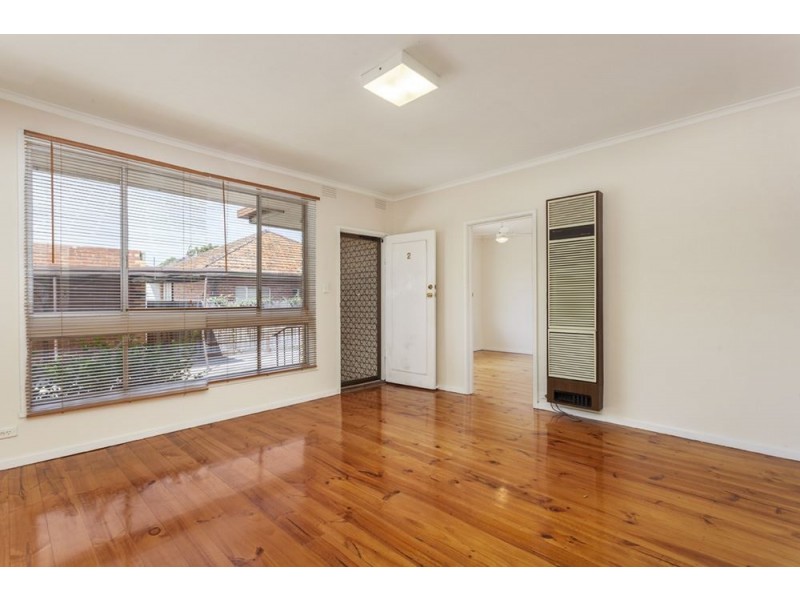 2/321 Rossmoyne Street, Thornbury VIC 3071