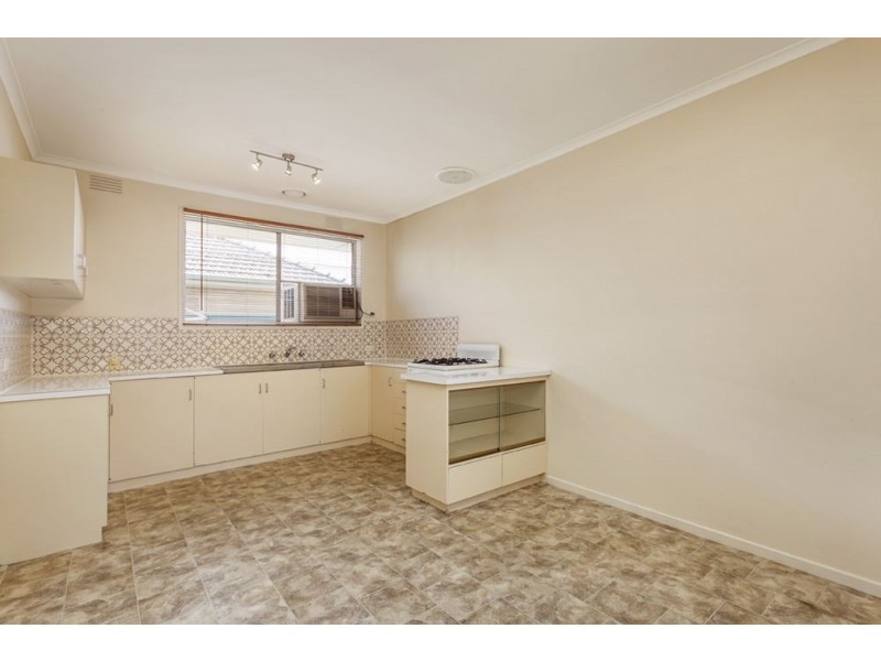 2/321 Rossmoyne Street, Thornbury VIC 3071