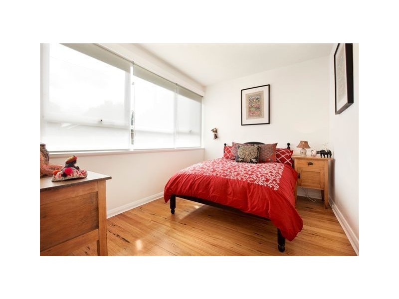 8/72 Dundas Street, Thornbury VIC 3071