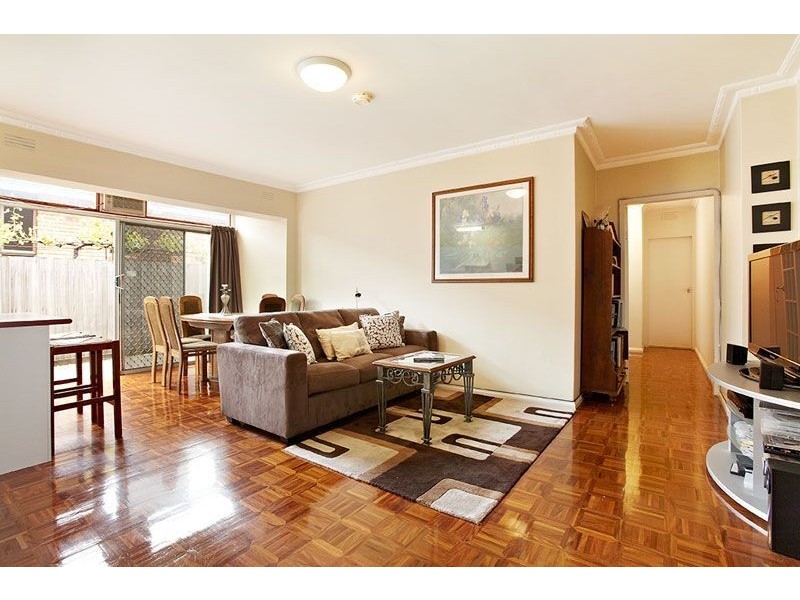 2/44 Swift Street, Thornbury VIC 3071