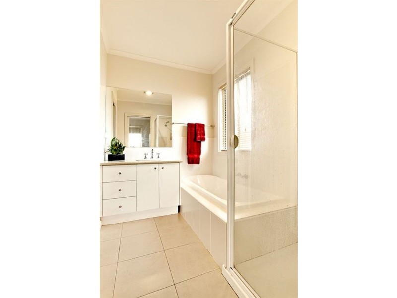 4/14 Ralph Street, Reservoir VIC 3073