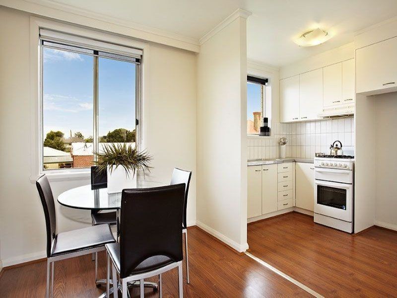 9/86 Collins Street, Thornbury VIC 3071