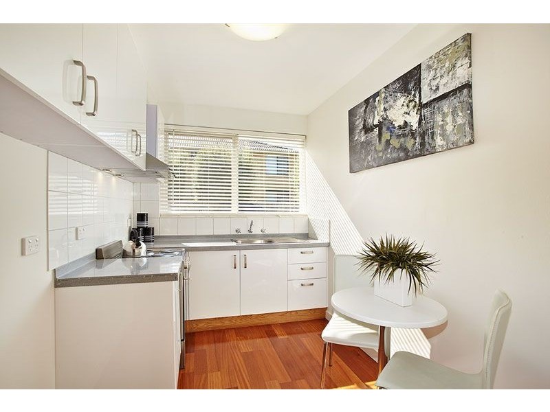 2/26 Wilmoth Street, Northcote VIC 3070