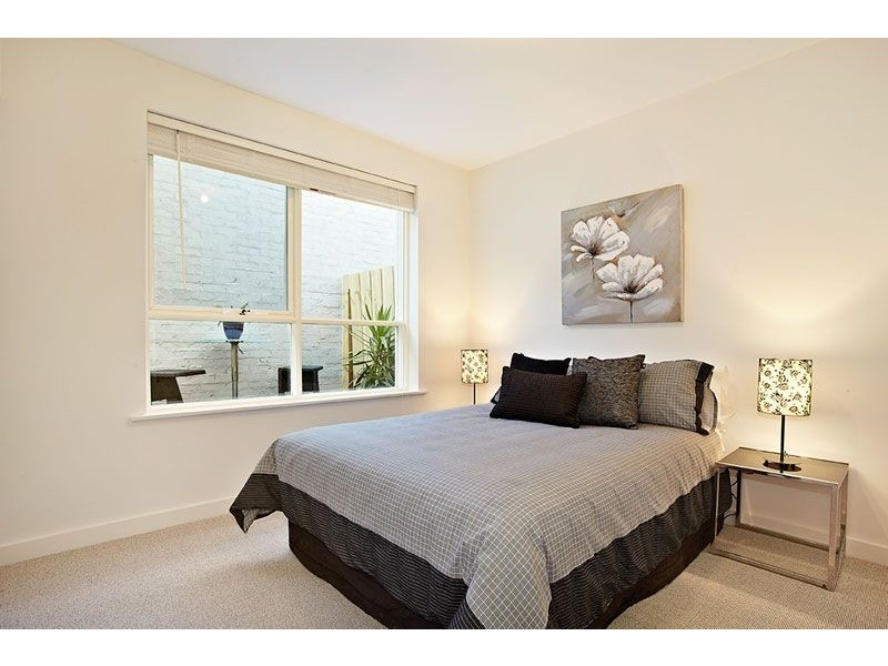 2/26 Wilmoth Street, Northcote VIC 3070