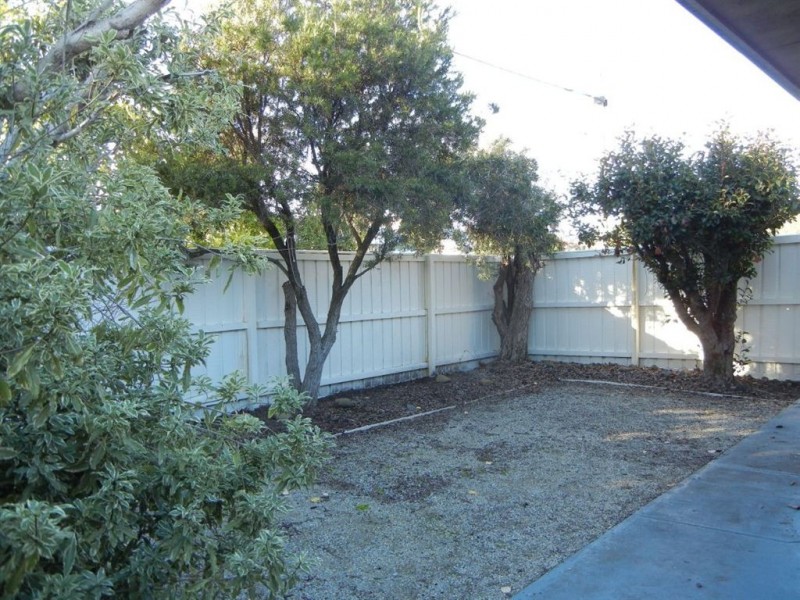 1/17 Thames Street, Northcote VIC 3070