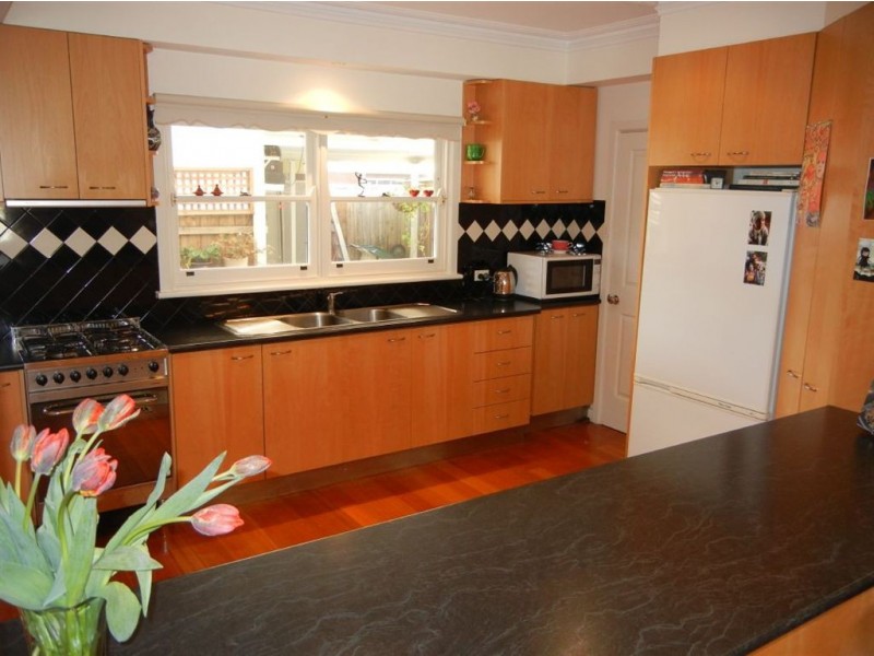 1/19 Dundee Street, Reservoir VIC 3073