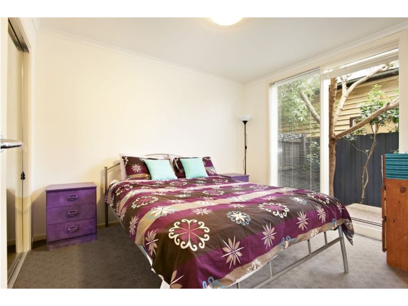 2/5 Christmas Street, Northcote VIC 3070
