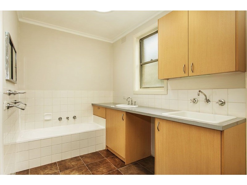 8/393 Gilbert Road, Preston West VIC 3072